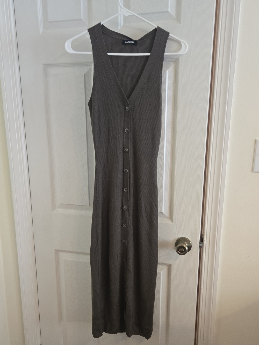 NWT Sleeveless Faded Army Green Midi Dress